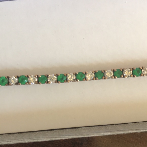 Tennis Braclet - Picture 2 of 10